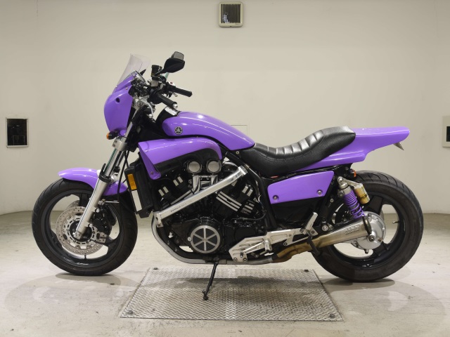 Yamaha V-MAX
