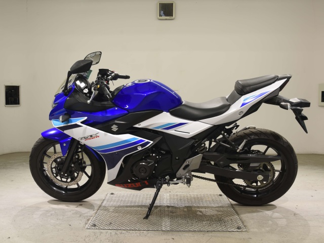 Suzuki GSX250R