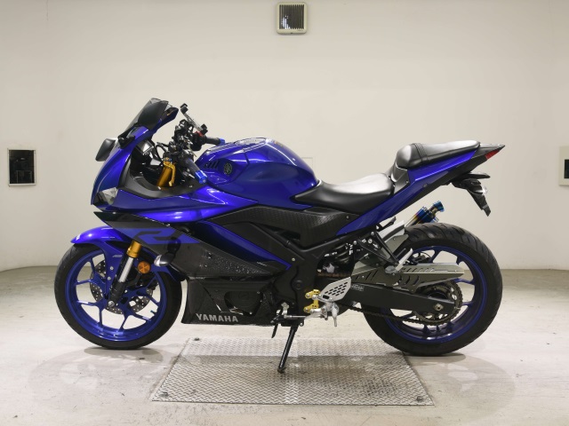 Yamaha YZF-R25A