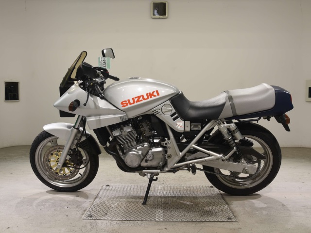 Suzuki GSX250 KATANA