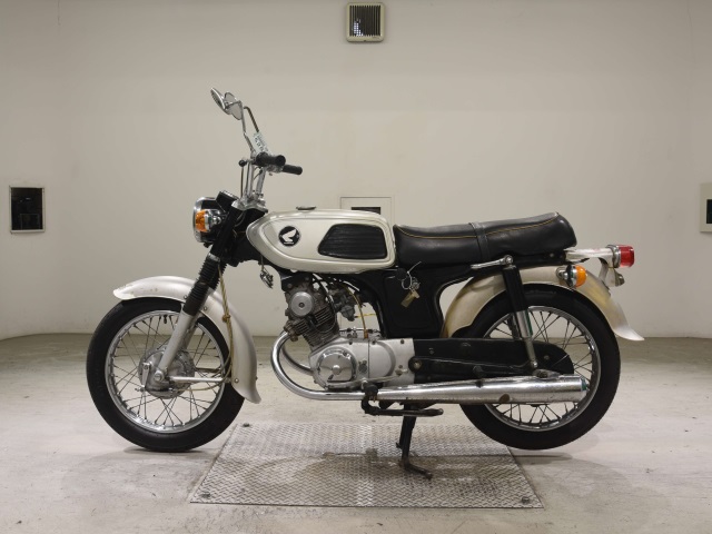 Honda CS125