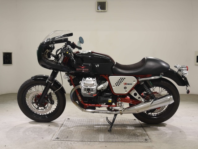 MOTO GUZZI MOTO GUZZI V7 RACER