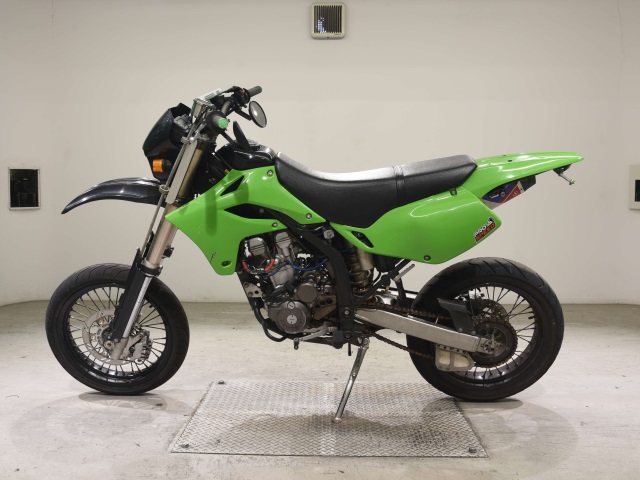 Kawasaki D-TRACKER