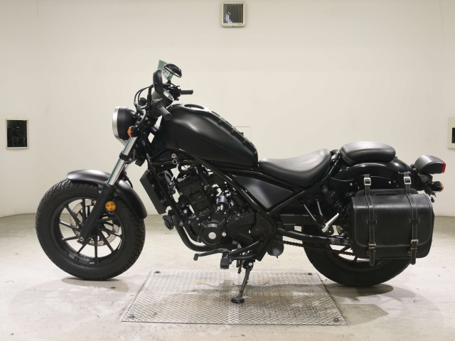 Honda REBEL