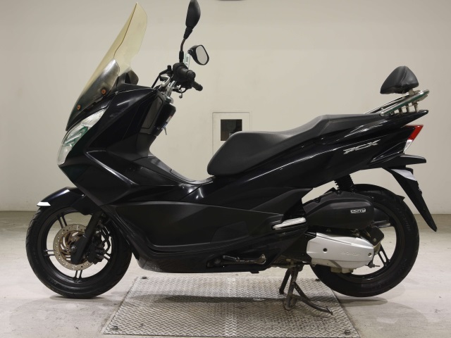 Honda PCX125-2