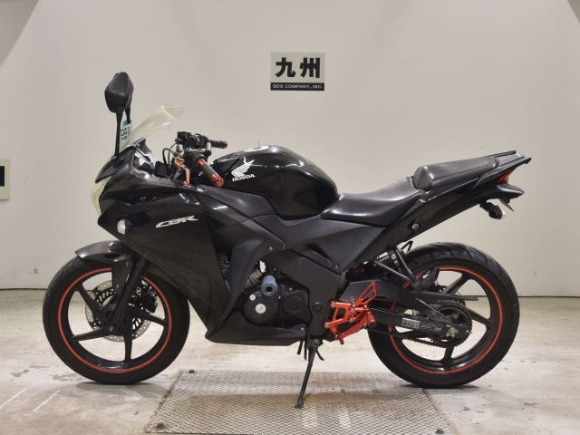 Honda CBR125R