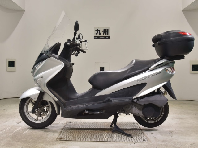 Suzuki BURGMAN200