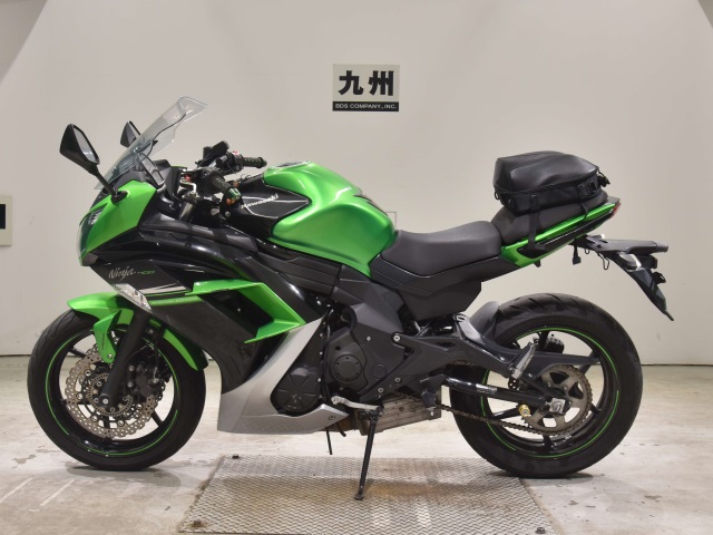 Kawasaki NINJA400