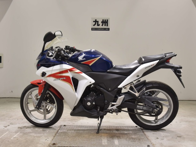 Honda CBR250R