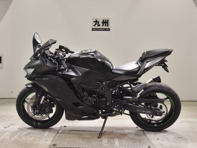 OTHER ZX-4R SE