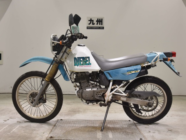Suzuki DJEBEL200