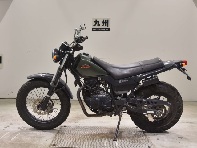 Yamaha TW225