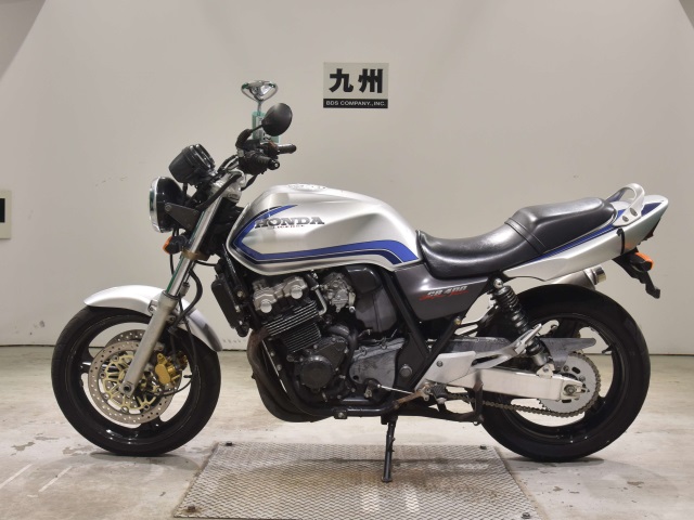 Honda CB400SFV-1