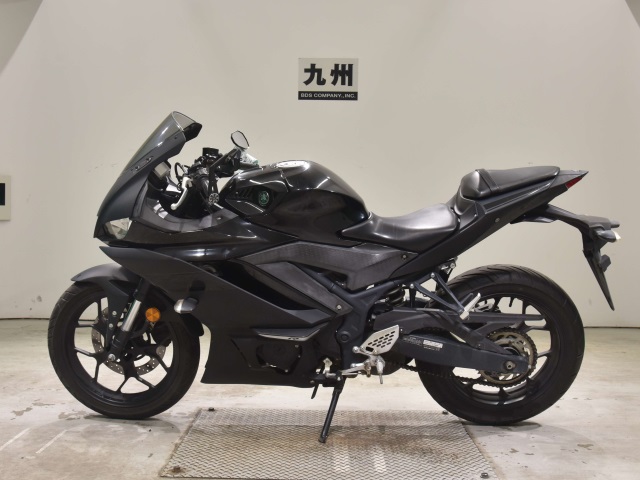 Yamaha YZF-R25