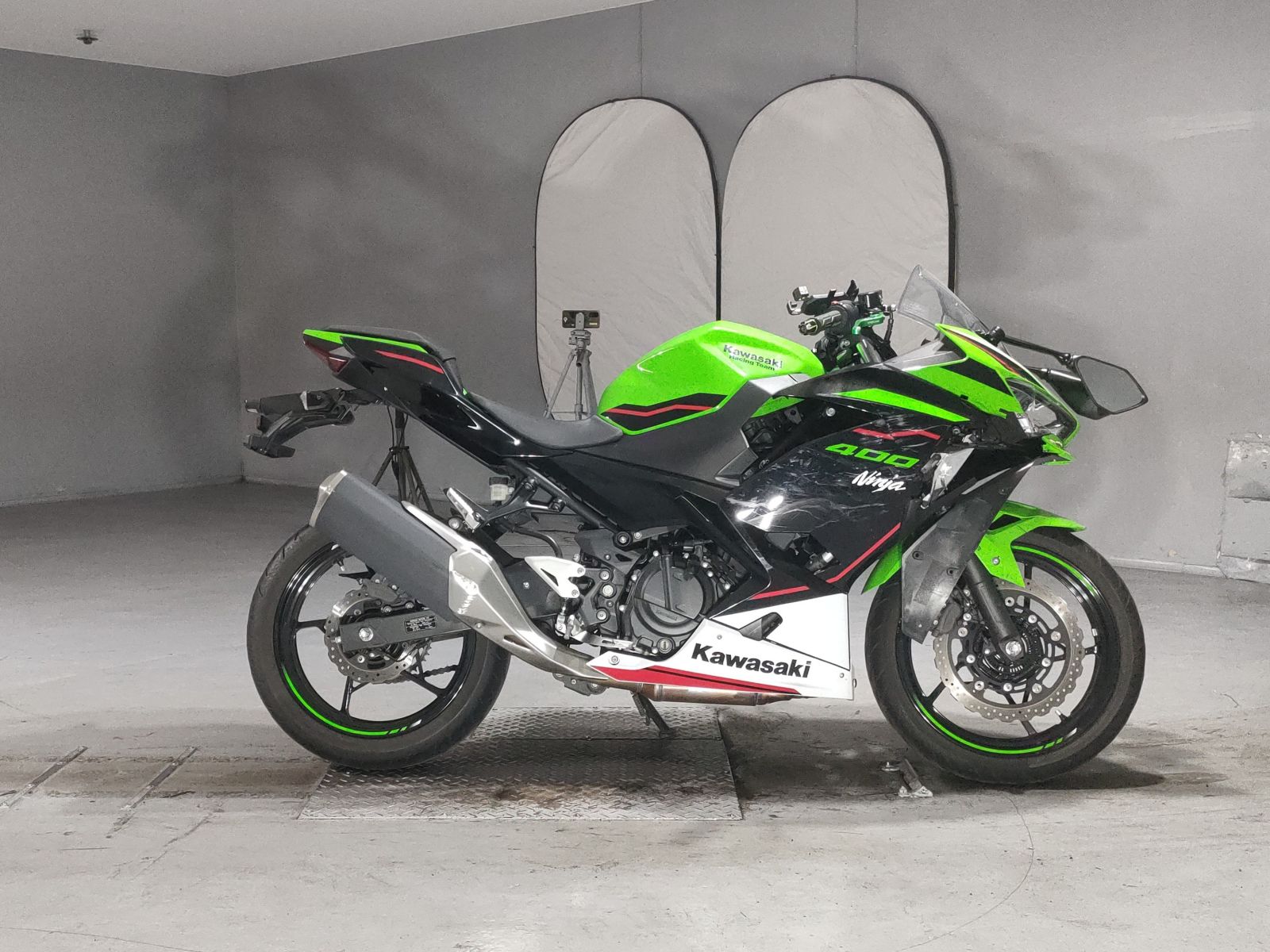 Kawasaki NINJA400