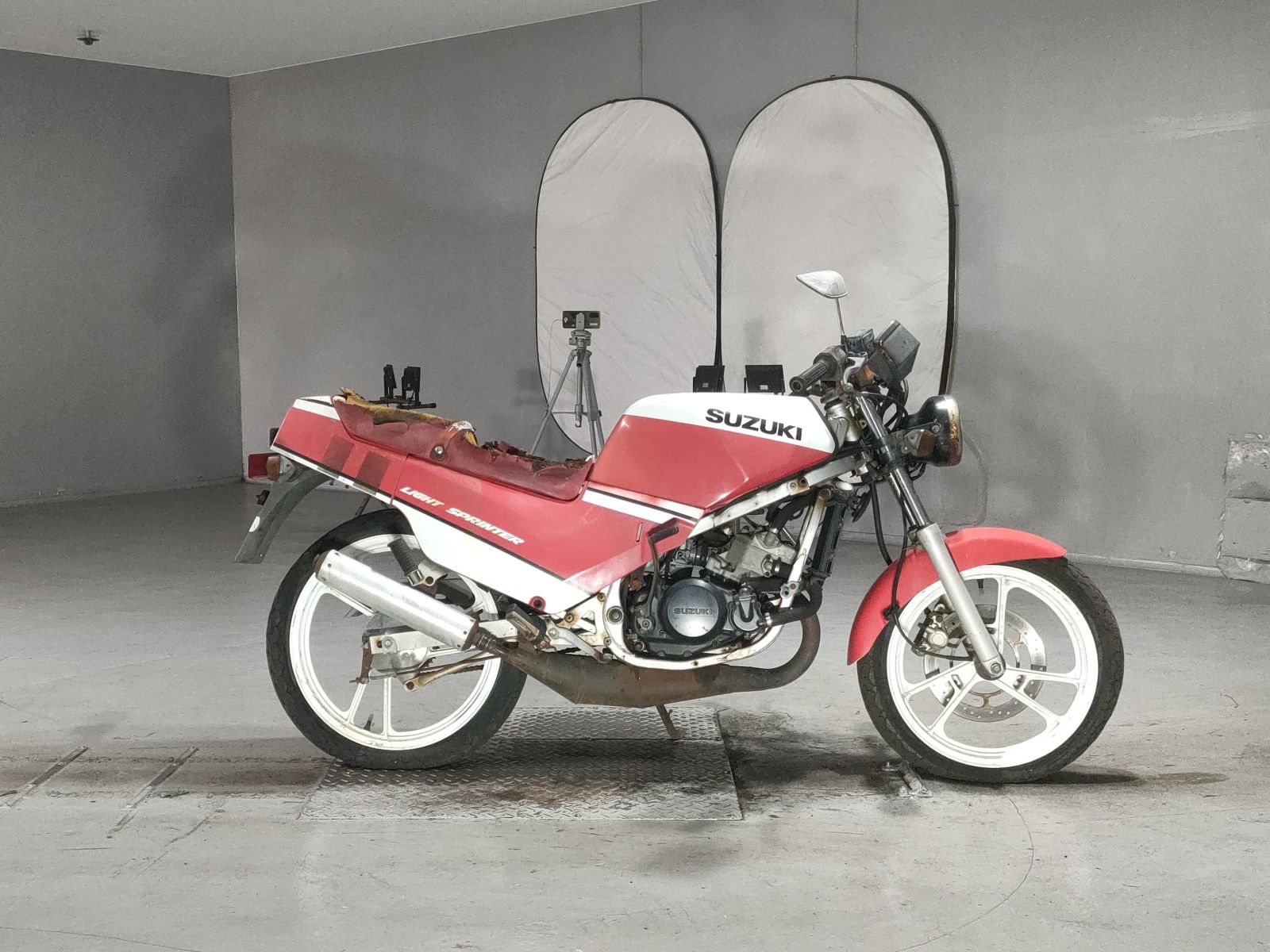 Suzuki RG125