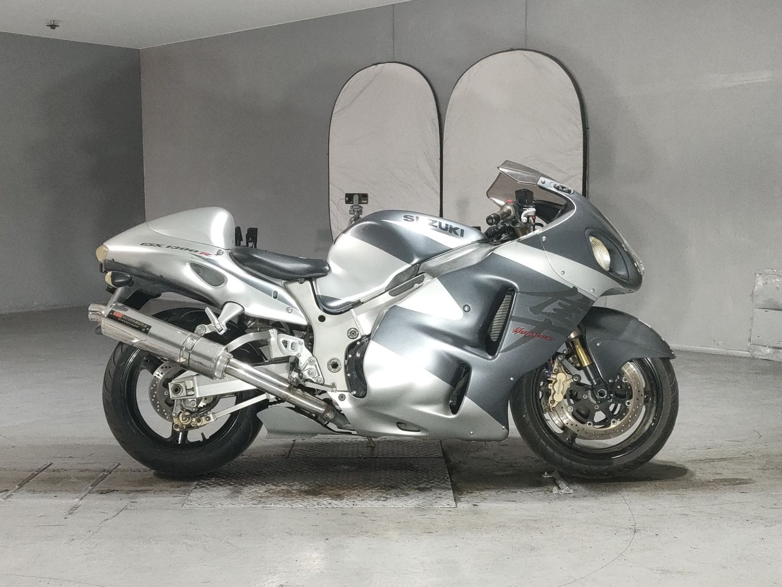 Suzuki GSX1300R HAYABUSA