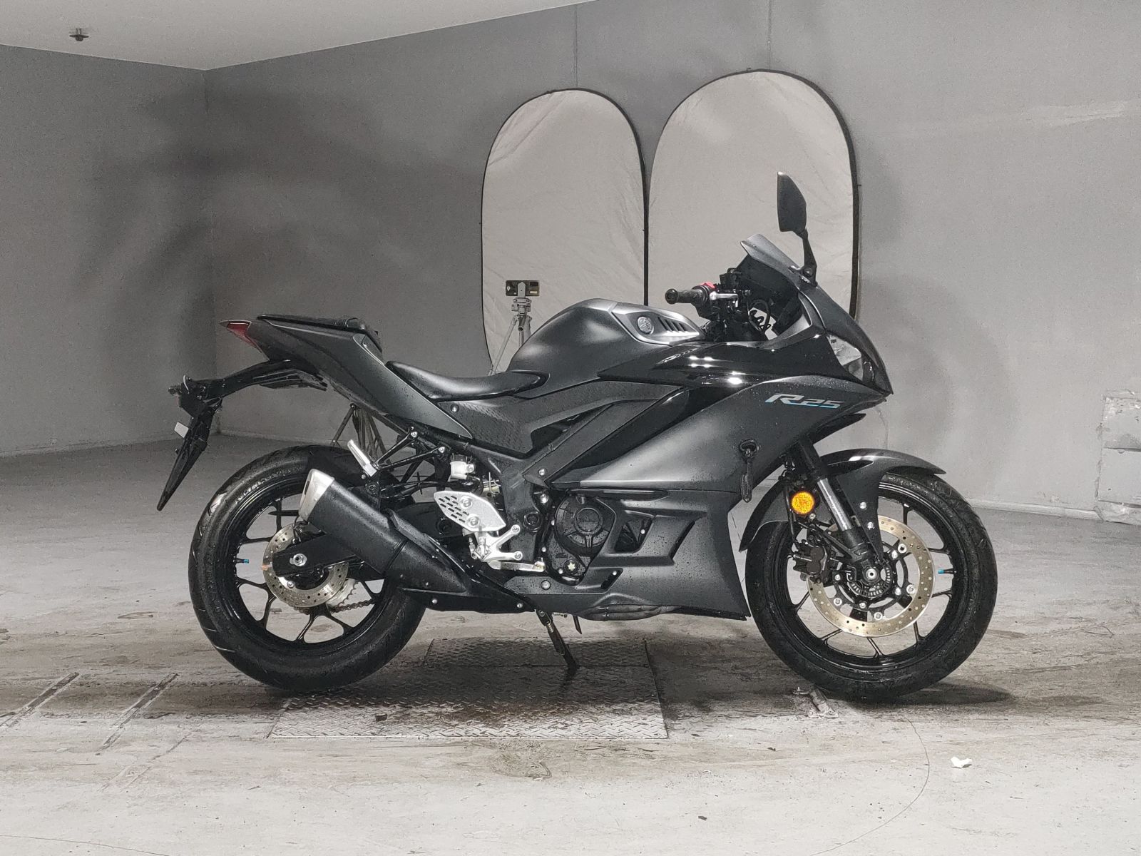 Yamaha YZF-R25
