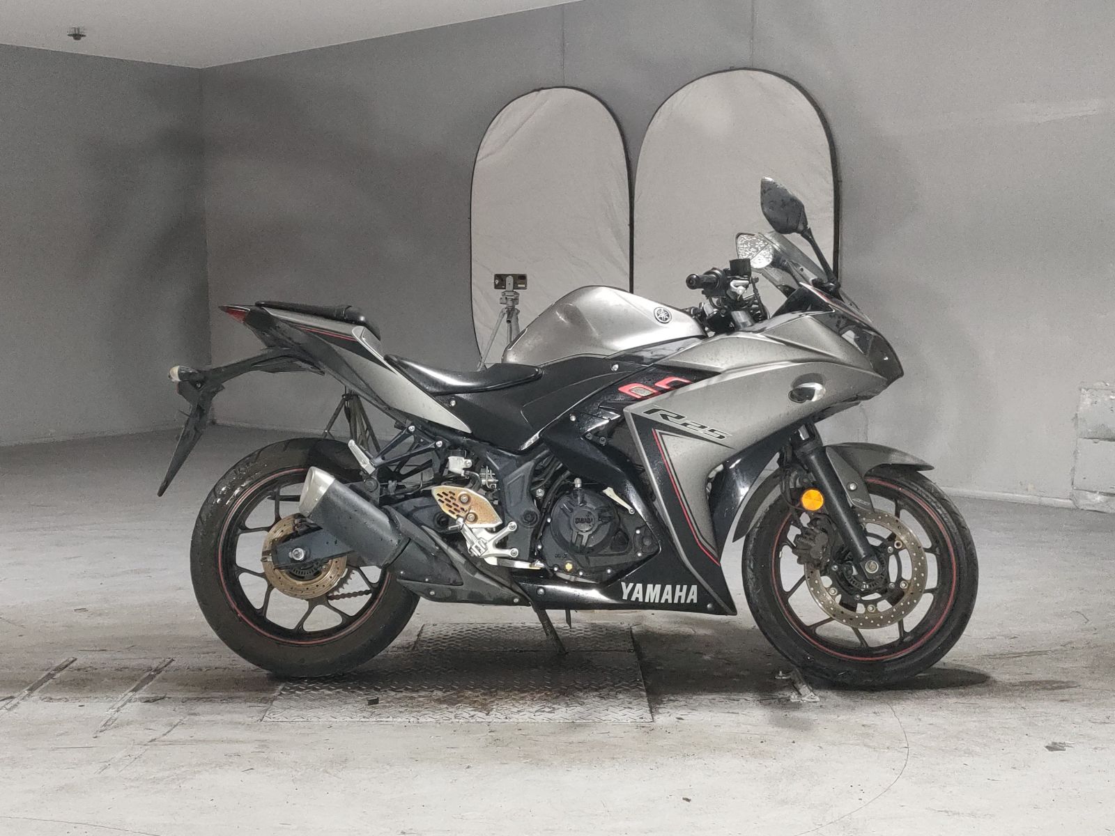 Yamaha YZF-R25