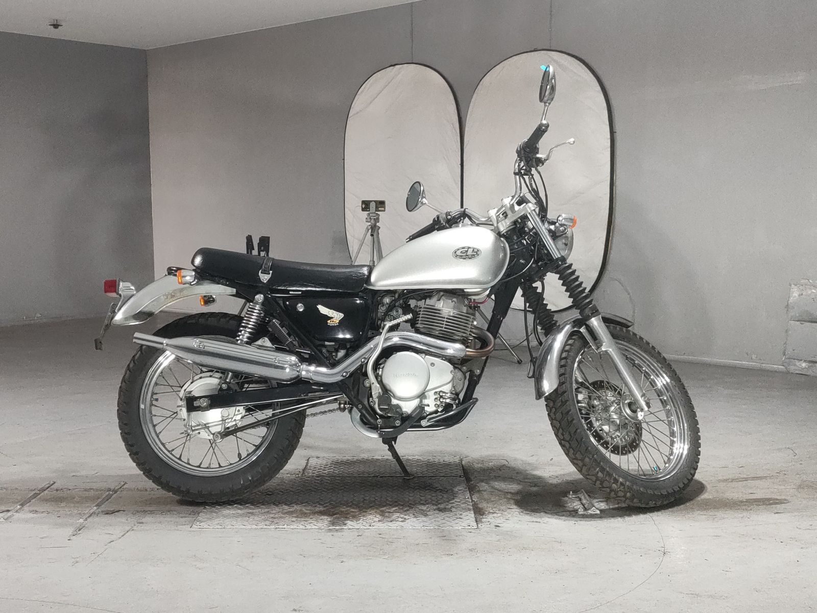 Honda CL400
