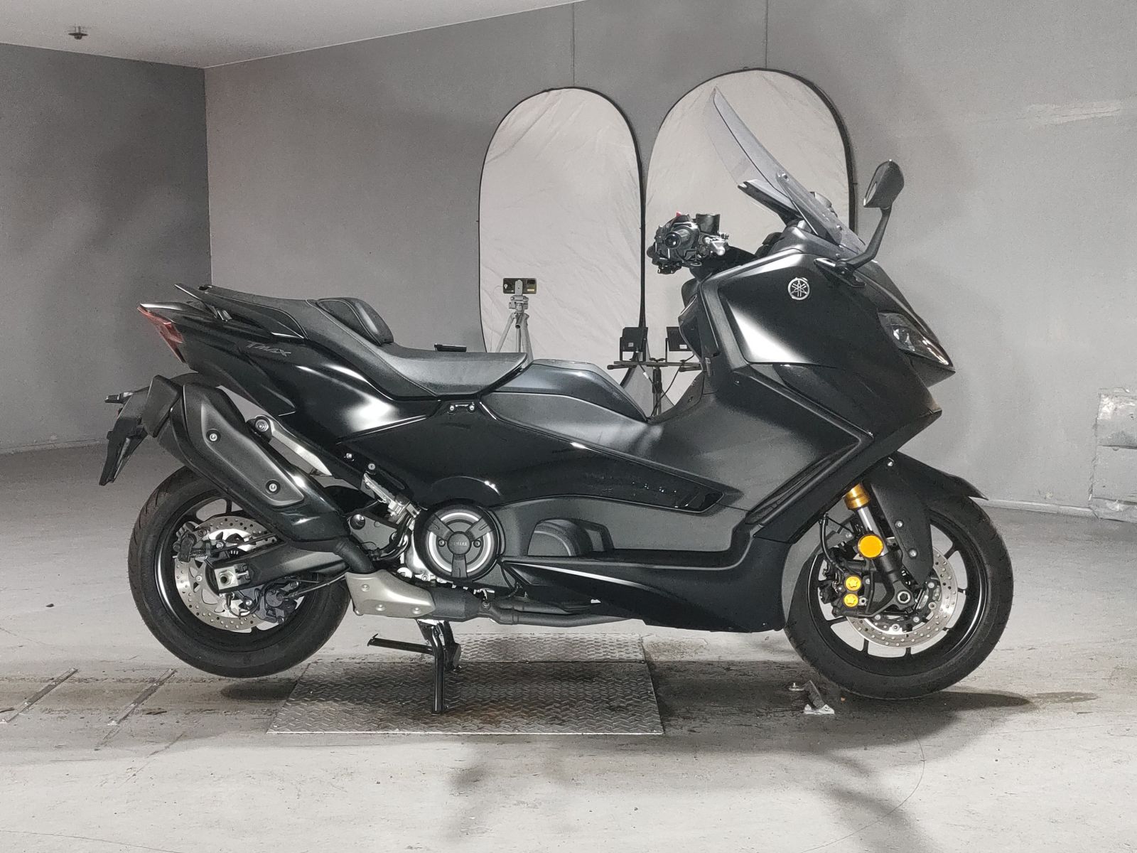 OTHER T-MAX560