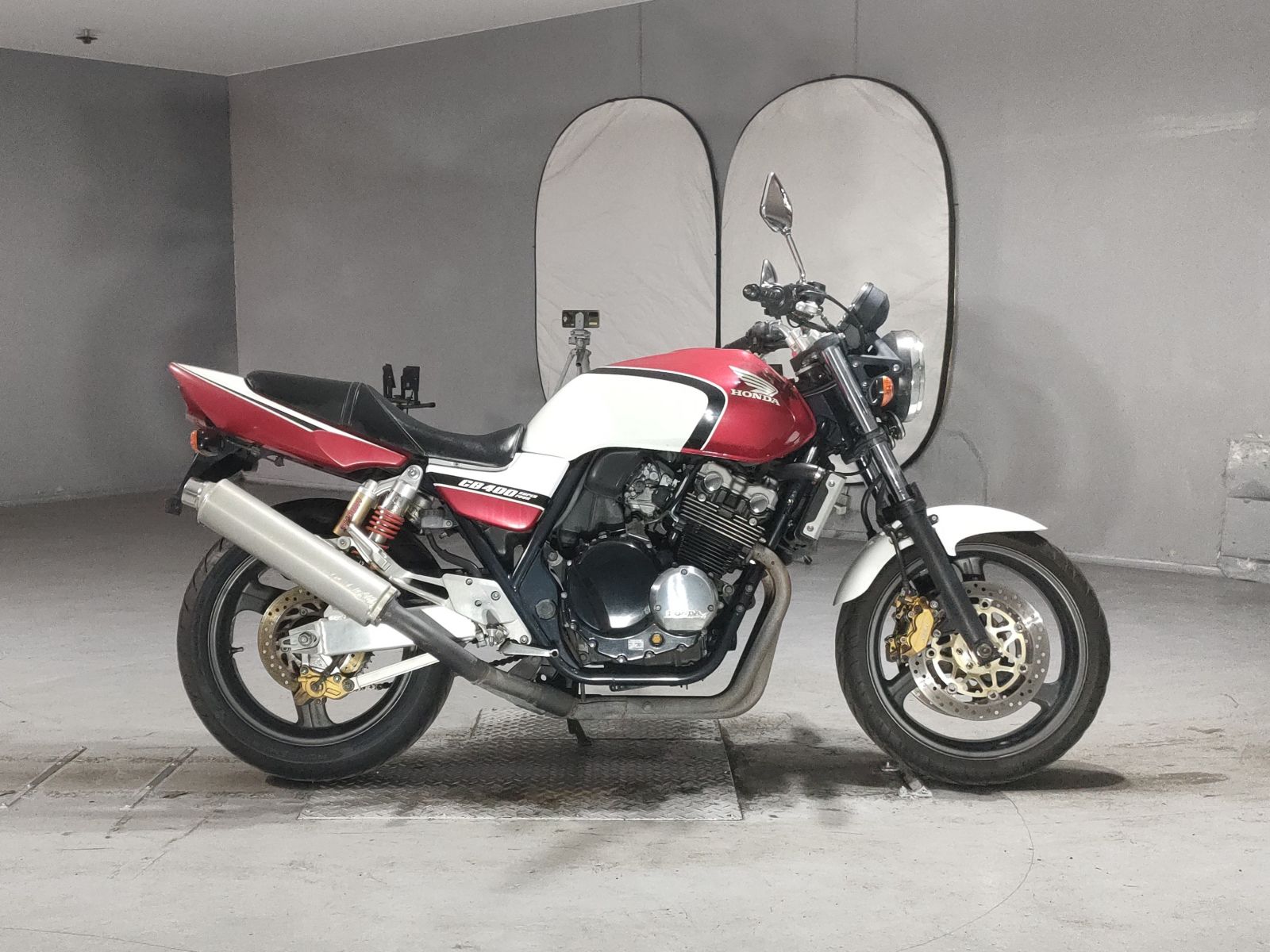 Honda CB400SFV-2