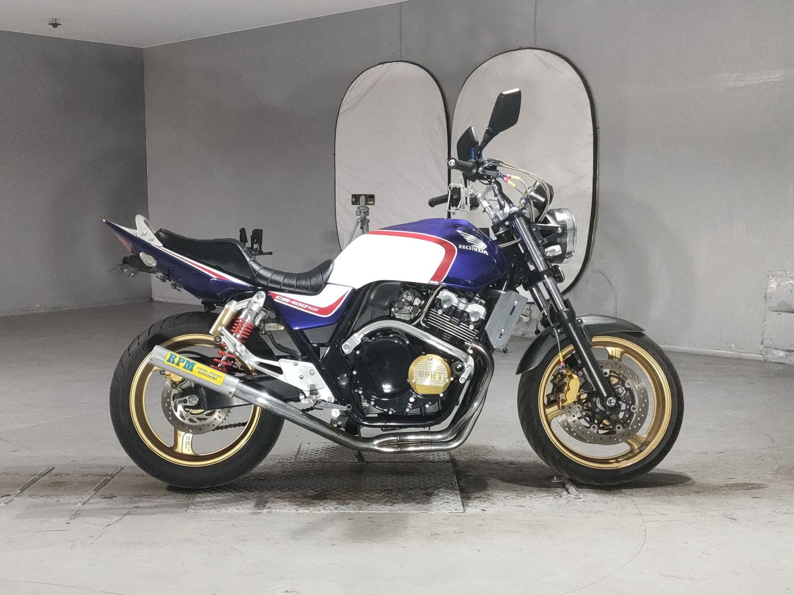 Honda CB400SFV-3