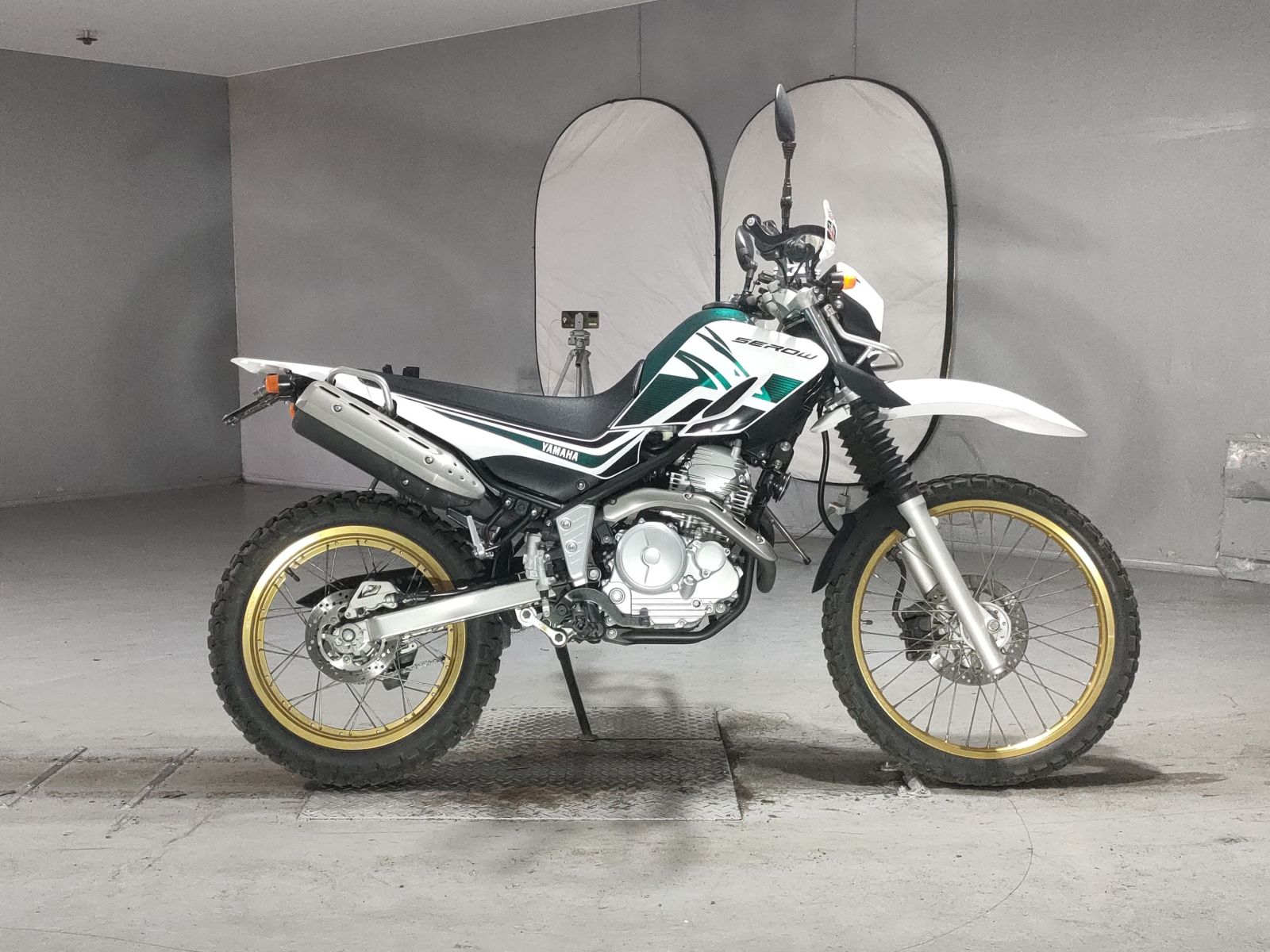 Yamaha SEROW 250