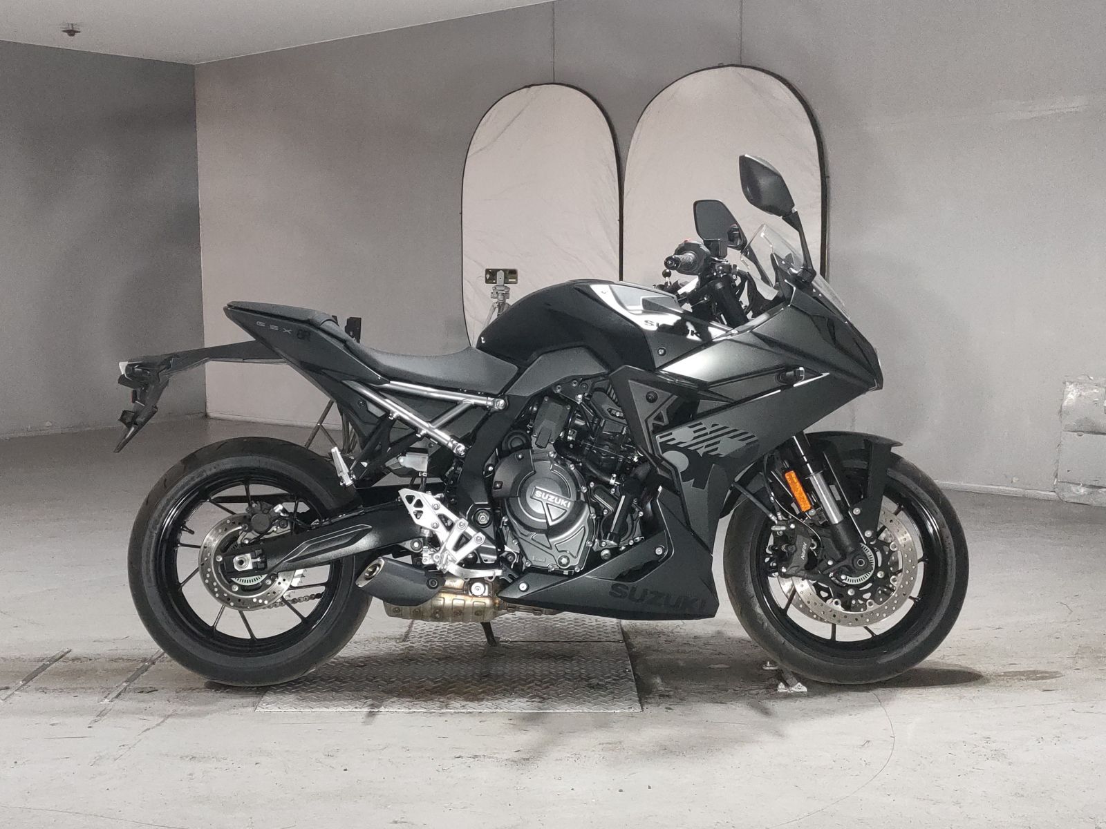 OTHER GSX-8R
