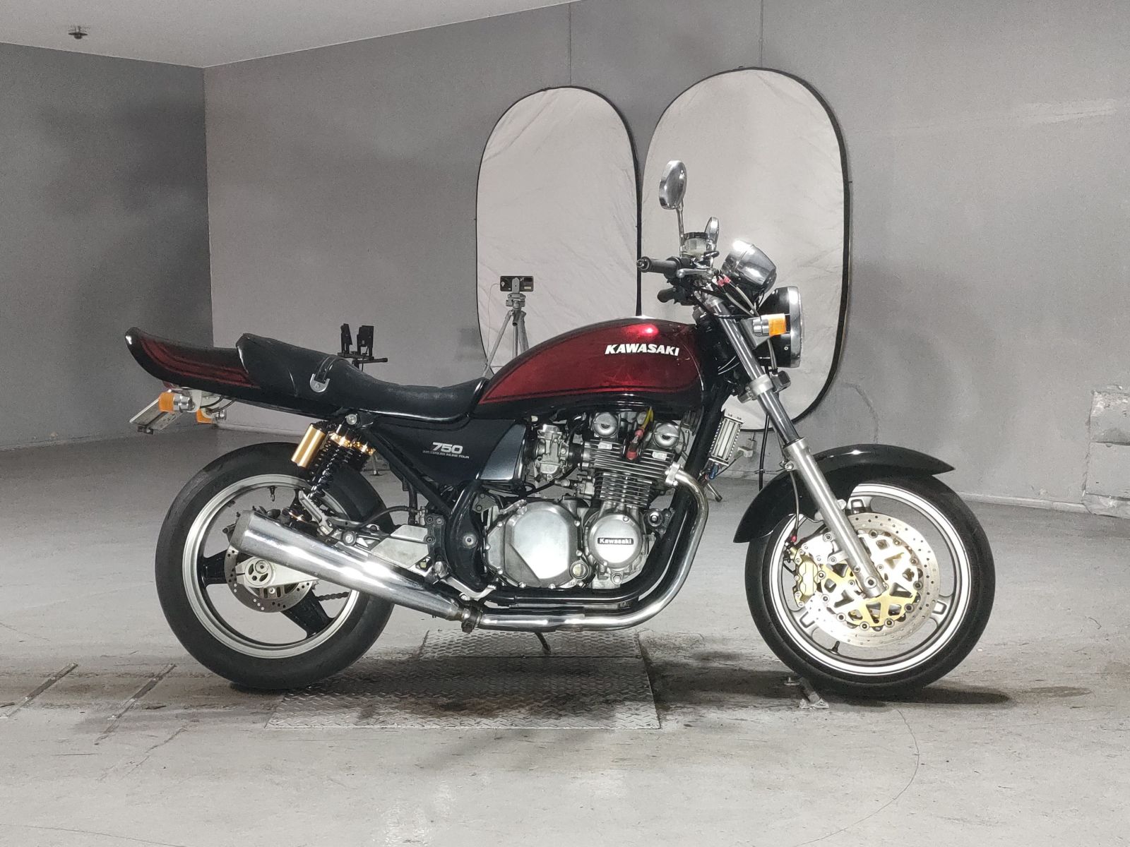 Kawasaki ZEPHYR750