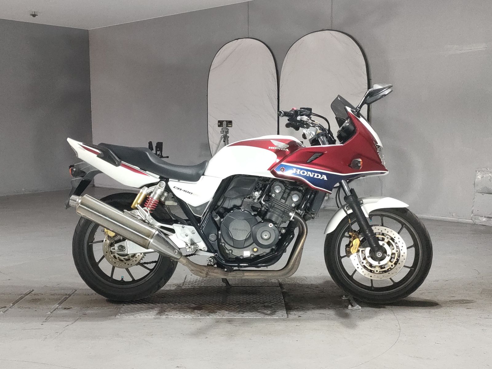 Honda CB400SFV-4 BOLDOR