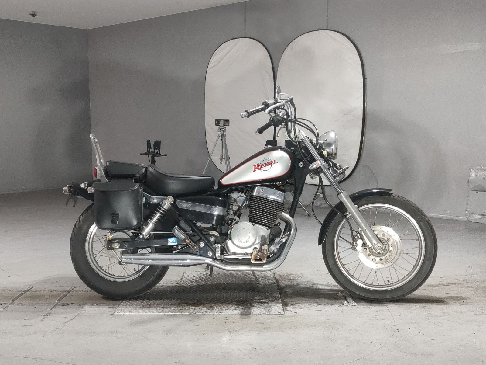 Honda REBL
