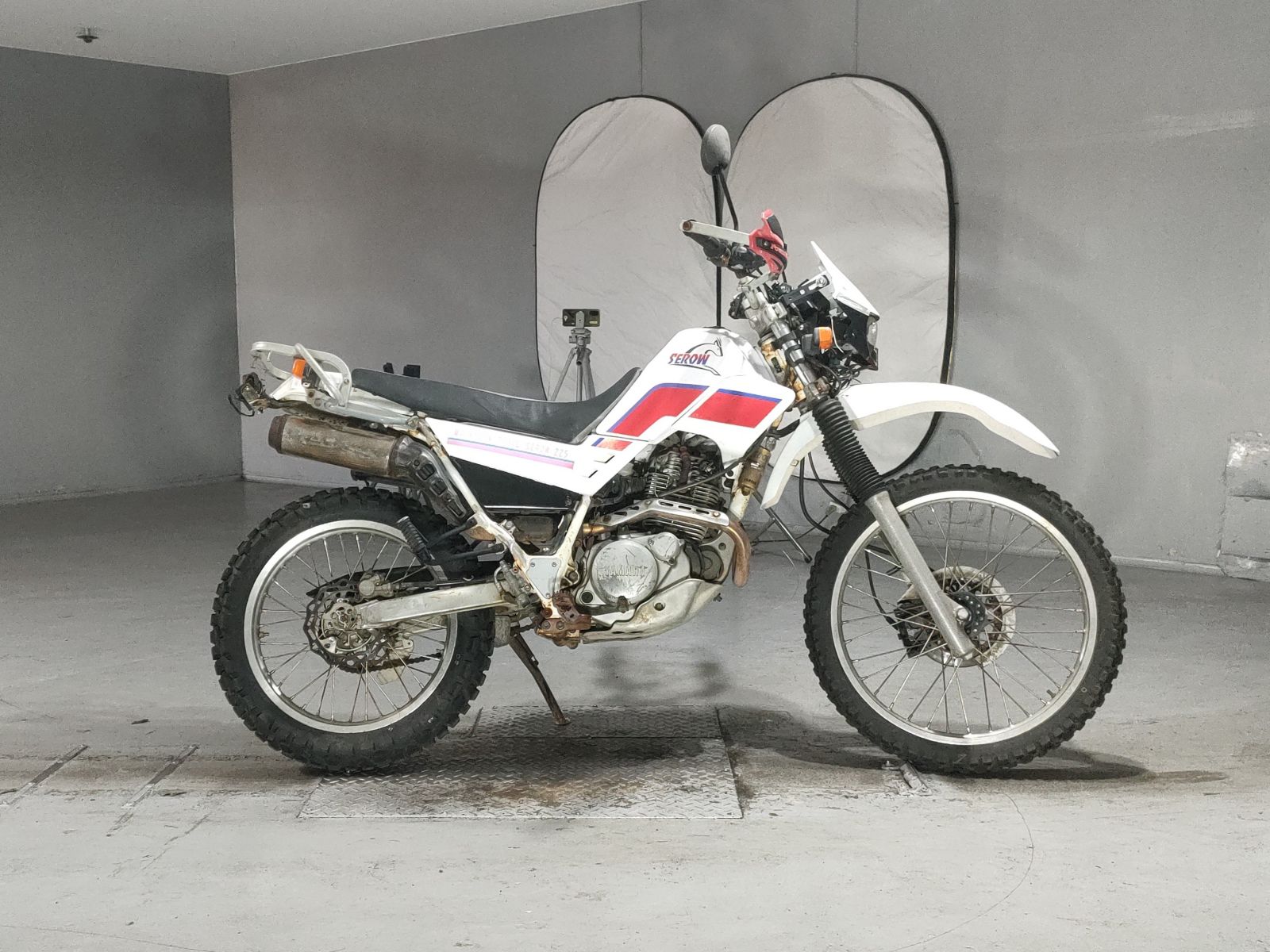 Yamaha SEROW 225W