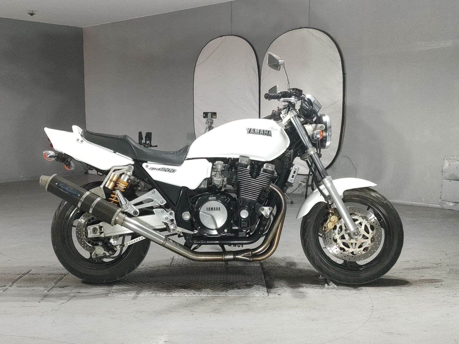 Yamaha XJR1200