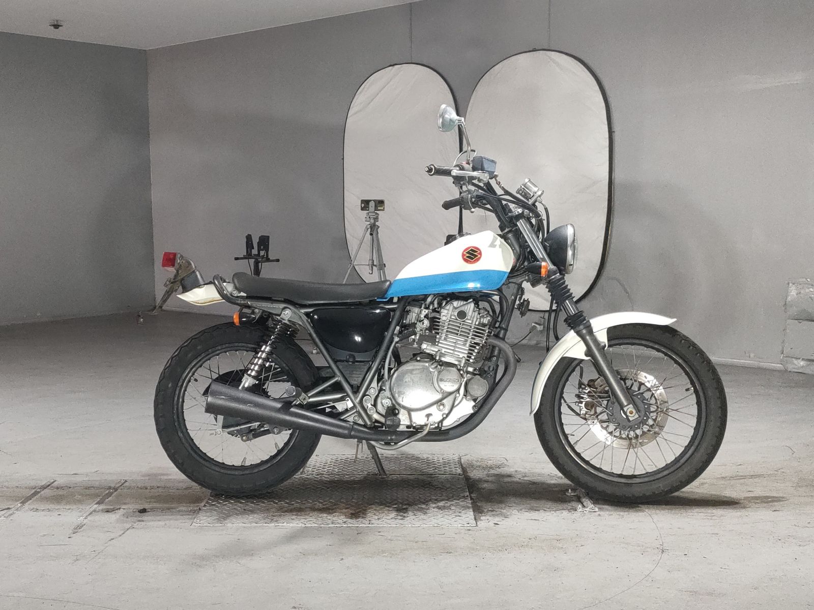 Suzuki GLASS TRACKER BIG BOY