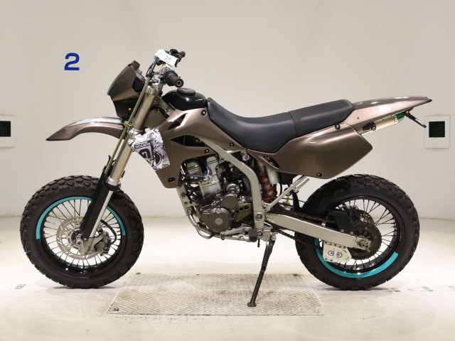 Kawasaki D-TRACKER
