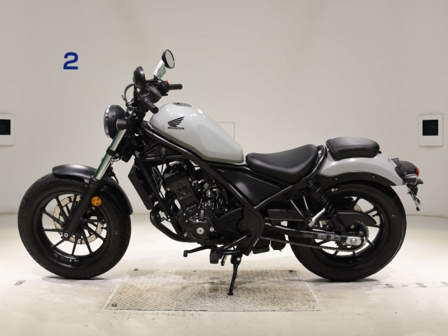 Honda REBEL
