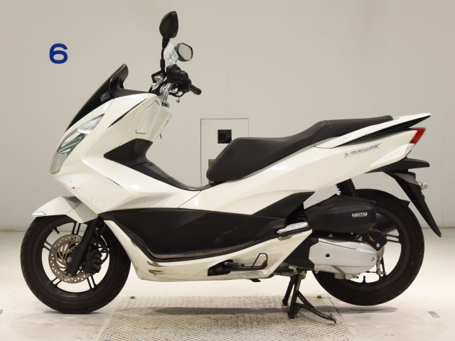 Honda PCX125-2