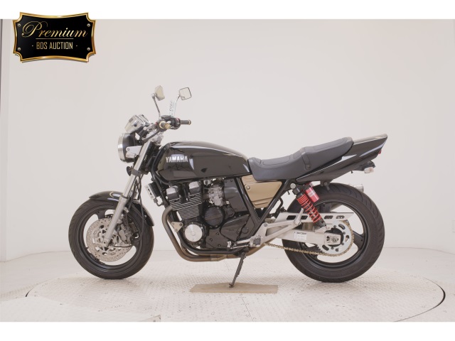 Yamaha XJR400
