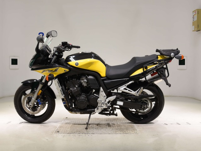 Yamaha FZS1000 FEATHER