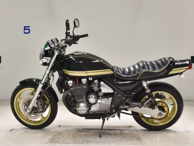 Kawasaki ZEPHYR1100