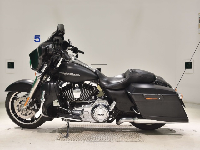 Harley-Davidson HARLEY FLHX1690