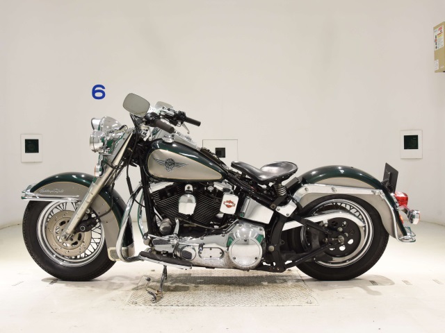 Harley-Davidson HARLEY FLSTN1340