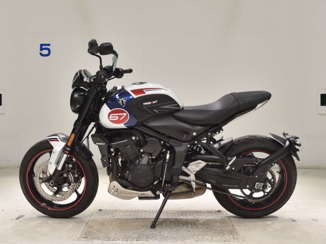 OTHER TRIUMPH TRIDENT 660