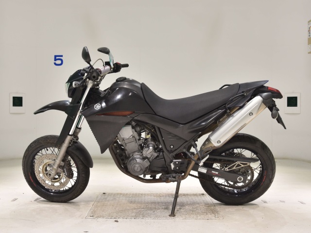 Yamaha XT660X