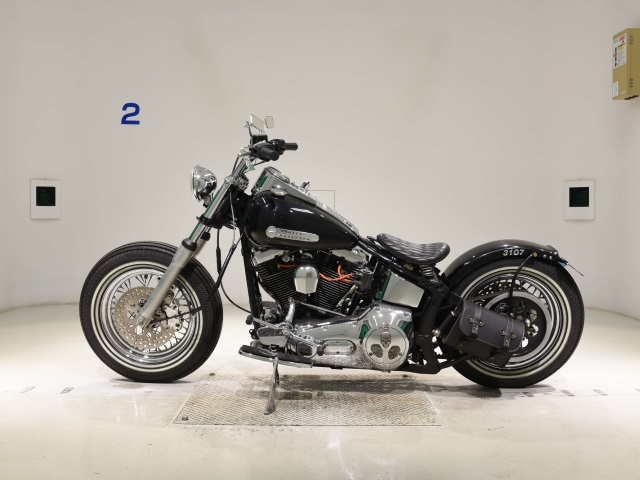 Harley-Davidson HARLEY FLSTC1340
