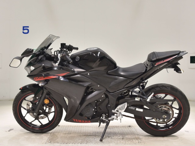 Yamaha YZF-R25A