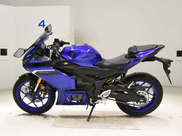 Yamaha YZF-R25A