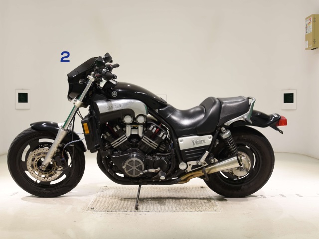 Yamaha V-MAX