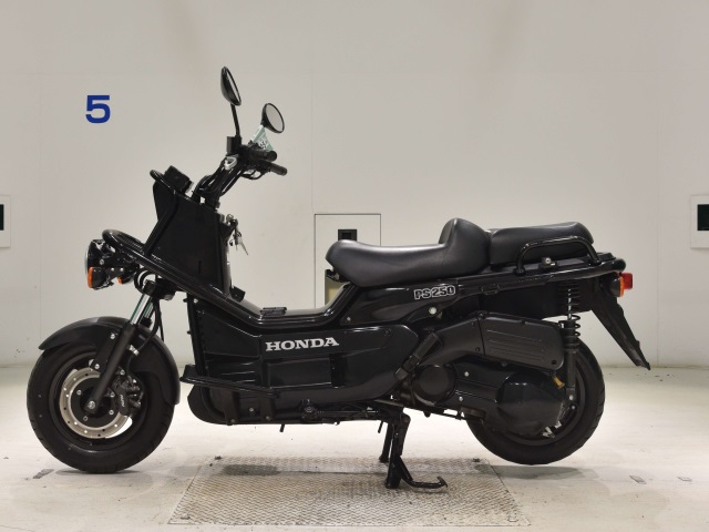 Honda PS250